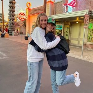 Meet your Posher, Allison